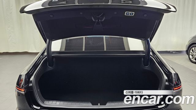 Hyundai Grandeur 2023 — photo 24