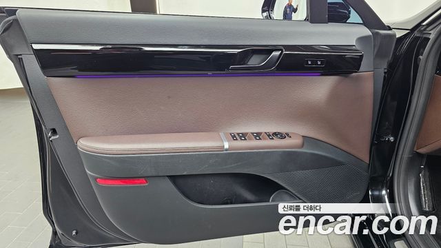 Hyundai Grandeur 2023 — photo 14