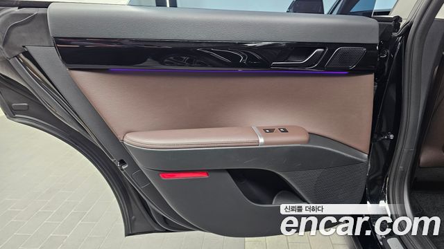 Hyundai Grandeur 2023 — photo 15
