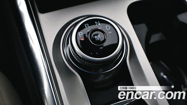 Ford Explorer 2021 — photo 9