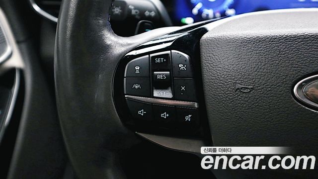 Ford Explorer 2021 — photo 19
