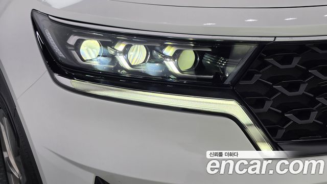 Kia Sorento 2023 — photo 8