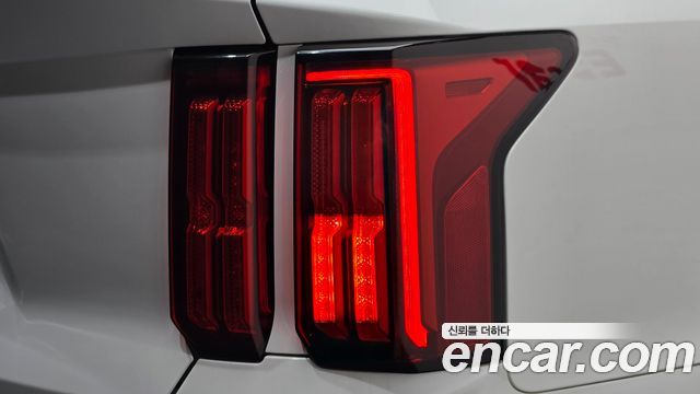 Kia Sorento 2023 — photo 9