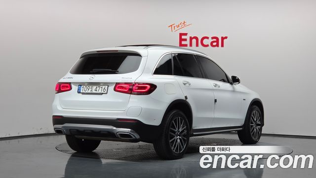 Mercedes-Benz GLC-Class 2021 — photo 2