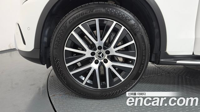 Mercedes-Benz GLC-Class 2021 — photo 5