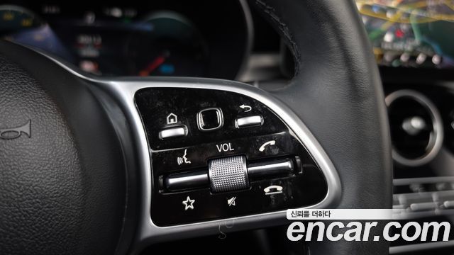 Mercedes-Benz GLC-Class 2021 — photo 21