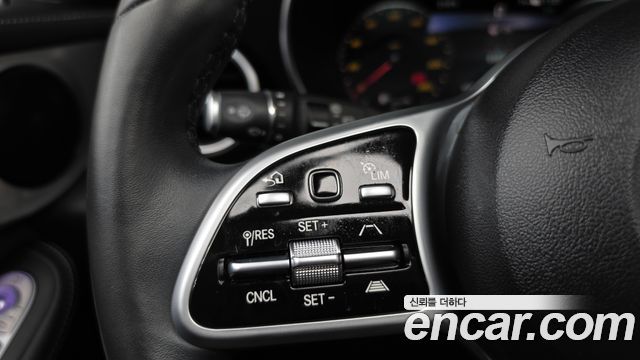 Mercedes-Benz GLC-Class 2021 — photo 22