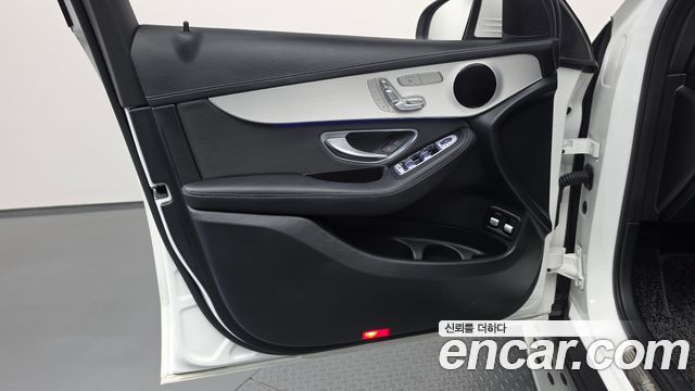 Mercedes-Benz GLC-Class 2021 — photo 14