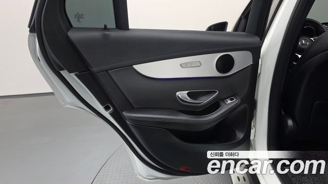Mercedes-Benz GLC-Class 2021 — photo 15