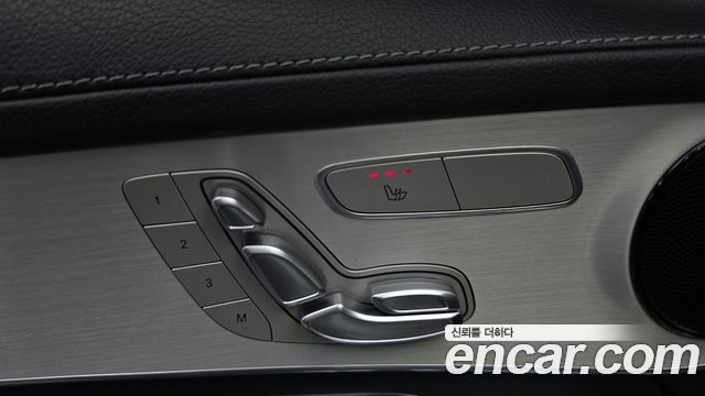 Mercedes-Benz GLC-Class 2021 — photo 31