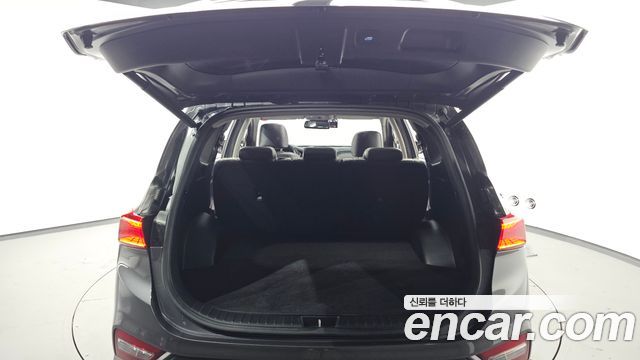 Hyundai Santafe 2019 — photo 20