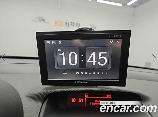 Peugeot 308 2013 — photo 14