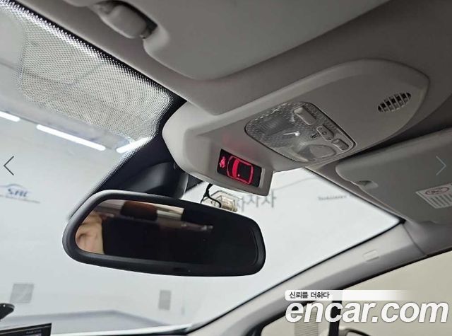 Peugeot 308 2013 — photo 16