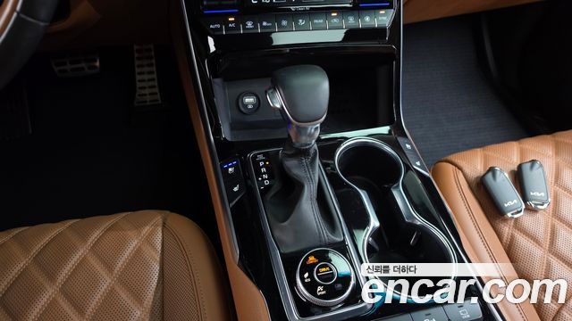 Kia Mohave 2022 — photo 12