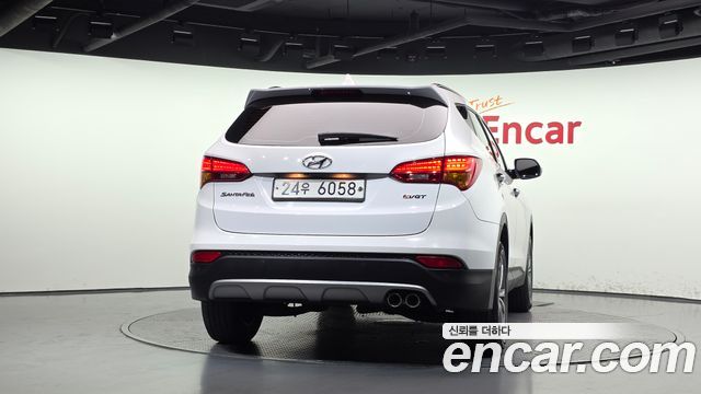 Hyundai Santafe 2015 — photo 4
