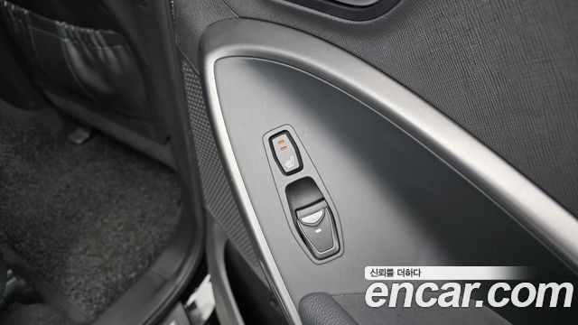 Hyundai Santafe 2013 — photo 19