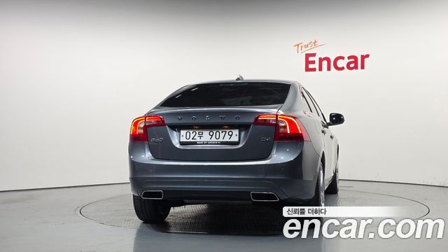 Volvo S60 2018 — photo 4