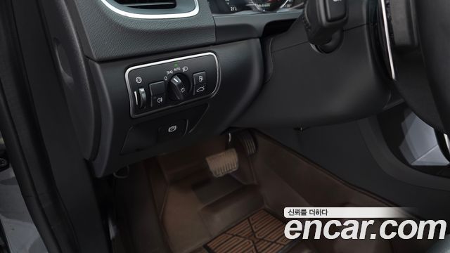 Volvo S60 2018 — photo 14