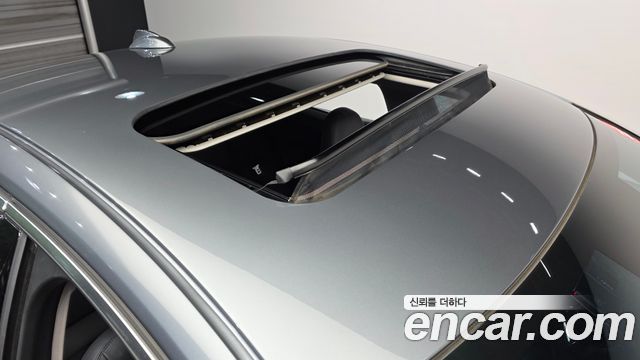 Volvo S60 2018 — photo 19
