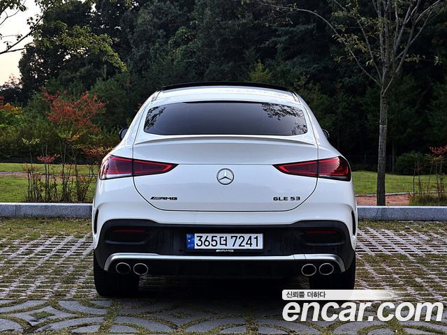 Mercedes-Benz GLE-Class 2021 — photo 4