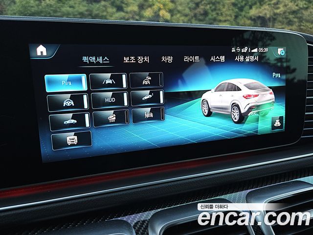 Mercedes-Benz GLE-Class 2021 — photo 11