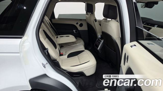 Land Rover Range Rover Sport 2020 — photo 17