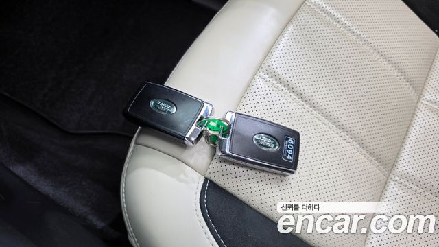 Land Rover Range Rover Sport 2020 — photo 23