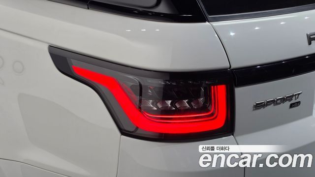 Land Rover Range Rover Sport 2020 — photo 9