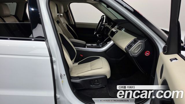 Land Rover Range Rover Sport 2020 — photo 16