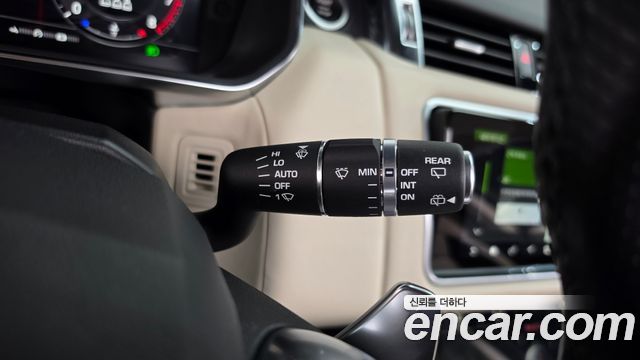 Land Rover Range Rover Sport 2020 — photo 36