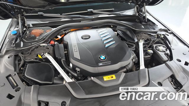 BMW 7-Series 2022 — photo 6