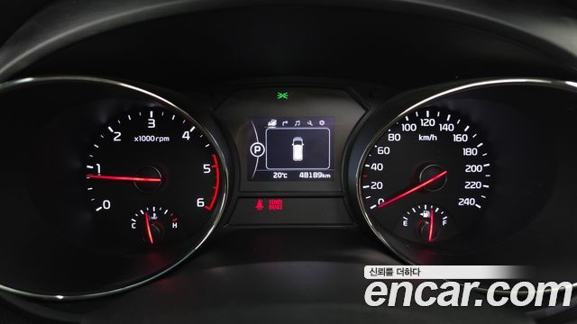 Kia Canival 2015 — photo 8