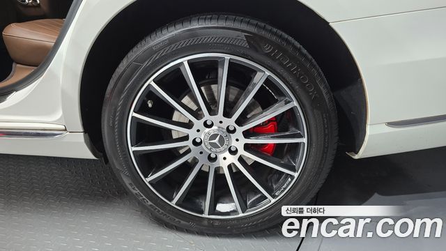 Mercedes-Benz E-Class 2019 — photo 7