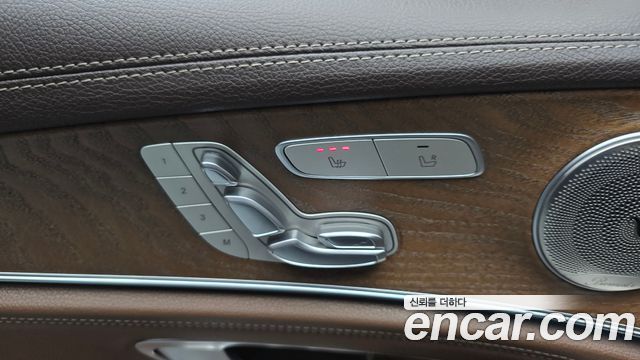 Mercedes-Benz E-Class 2019 — photo 35