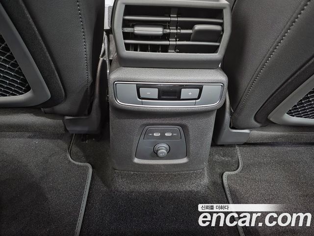 Audi Q4 e-tron 2026 — photo 15