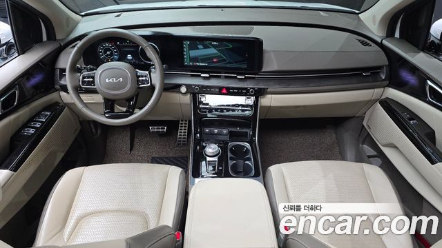 Kia Canival 2023 — photo 7
