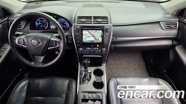 Toyota Camry 2017 — photo 7