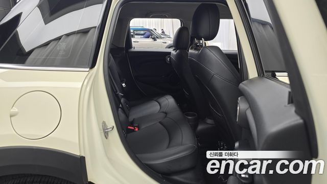 Mini Cooper 2019 — photo 17