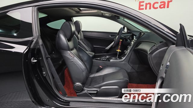 Hyundai Genesis 2009 — photo 11