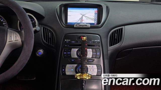 Hyundai Genesis 2009 — photo 14