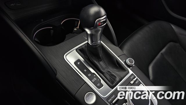 Audi A3 2018 — photo 12
