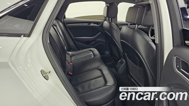 Audi A3 2018 — photo 16