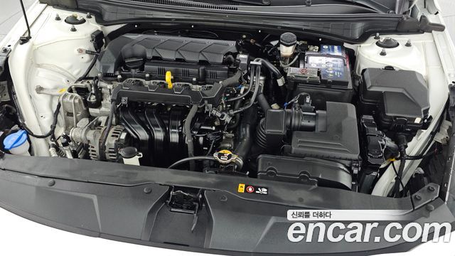 Hyundai AVANTE 2021 — photo 6