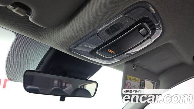 Hyundai AVANTE 2021 — photo 31