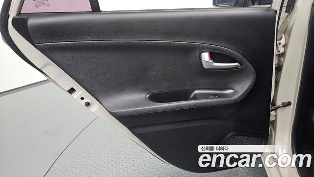 Kia morning 2015 — photo 15