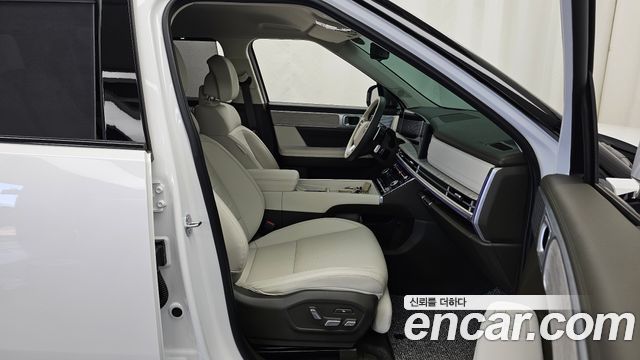 Hyundai Santafe 2025 — photo 17