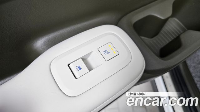 Hyundai Santafe 2025 — photo 25