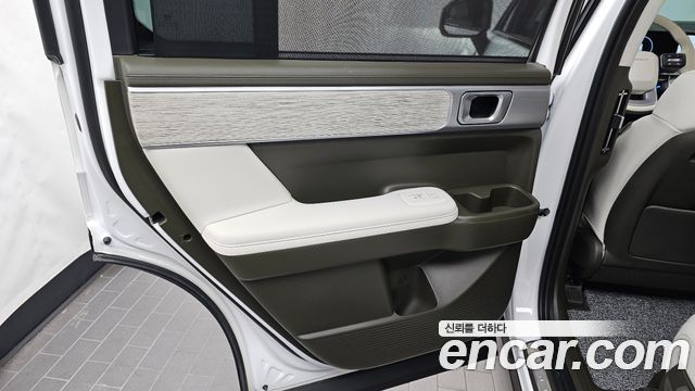 Hyundai Santafe 2025 — photo 15