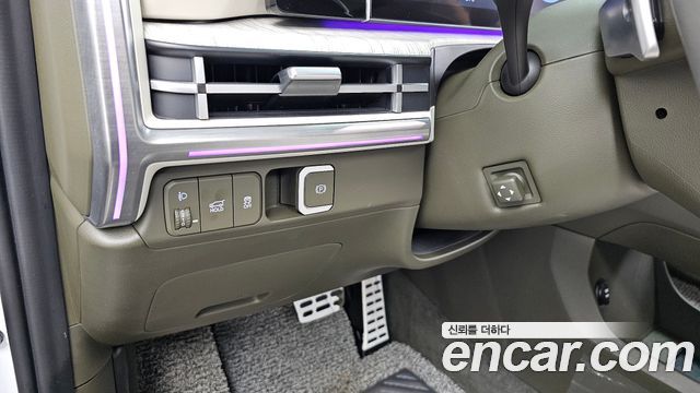 Hyundai Santafe 2025 — photo 28
