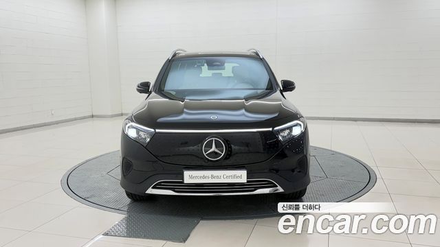 Mercedes-Benz EQB 2026 — photo 3